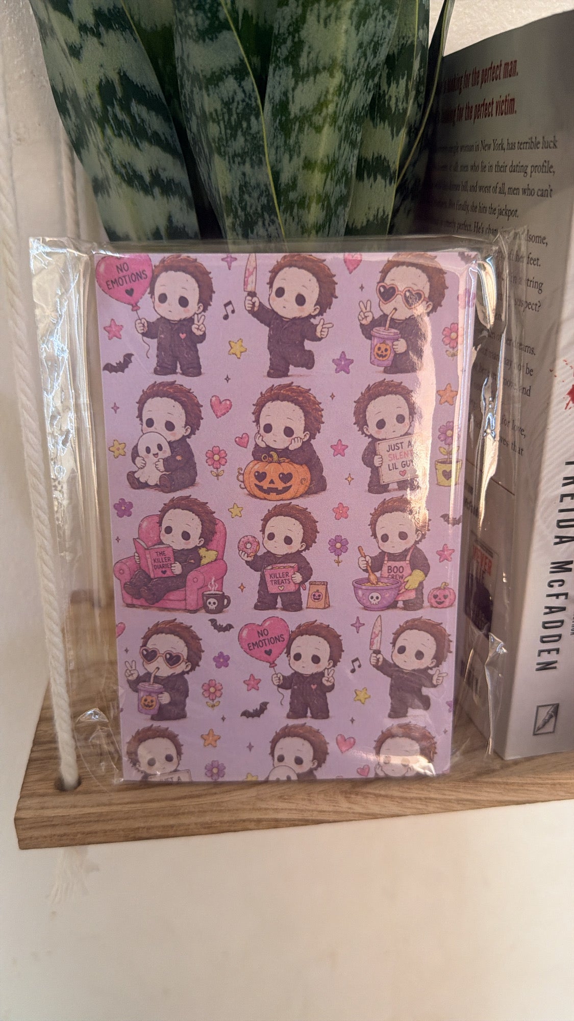 Kawaii Myers (notepad)