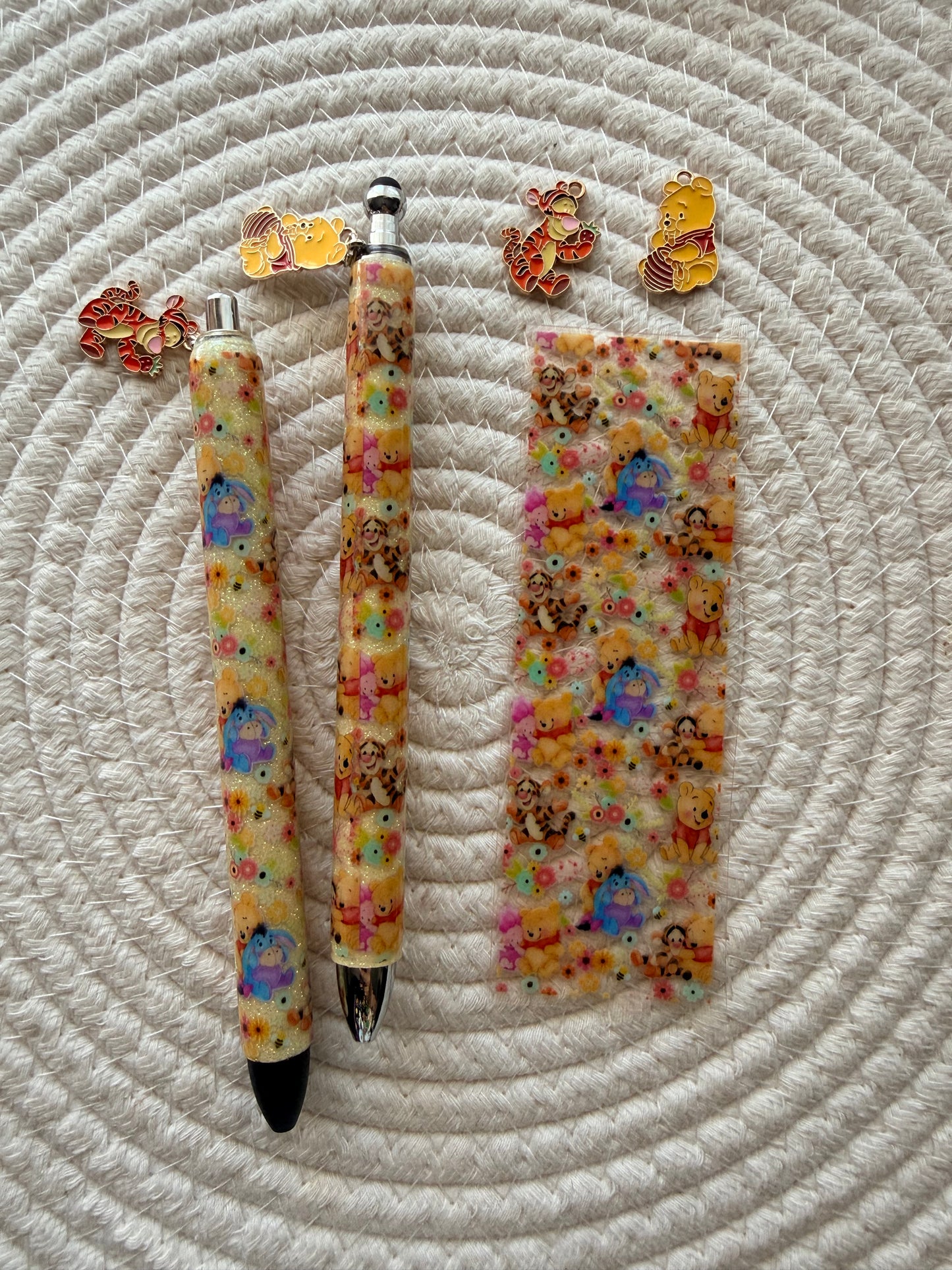 Baby Pooh n Friends (resin pen)