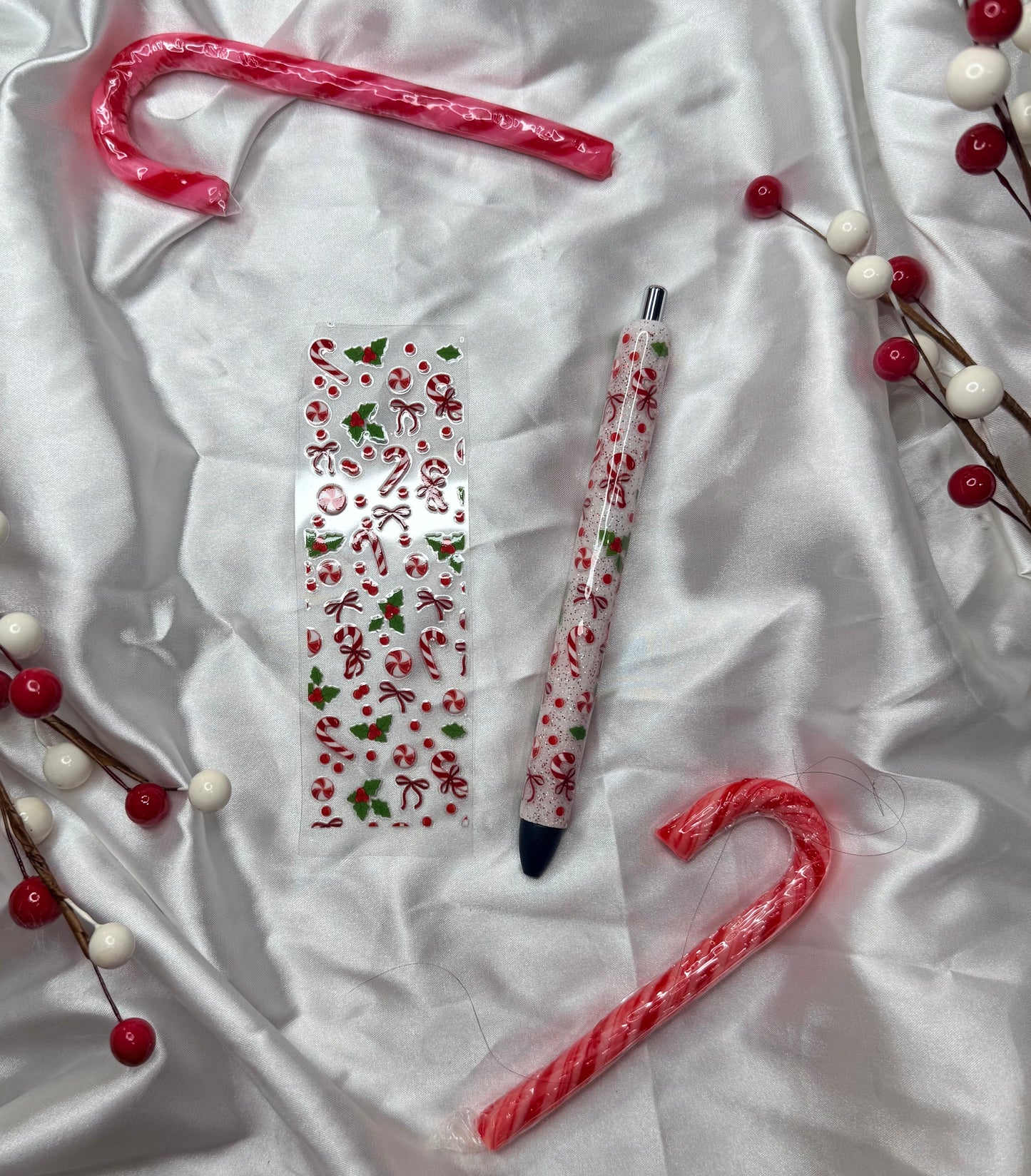 Holly Jolly (Resin Pen)