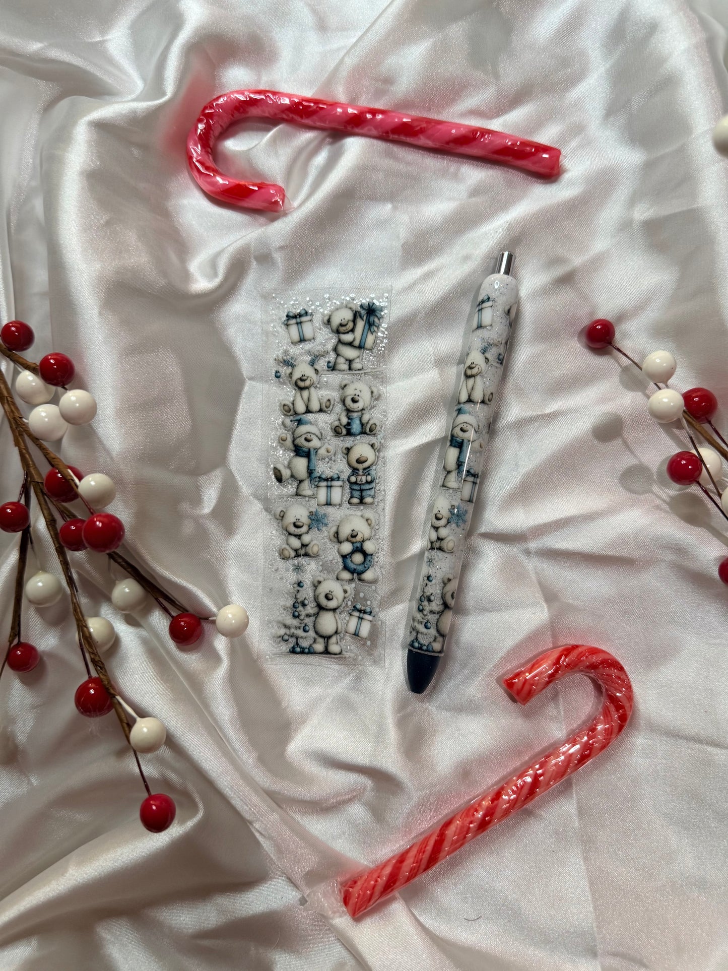 Beary Merry Christmas (resin pen)