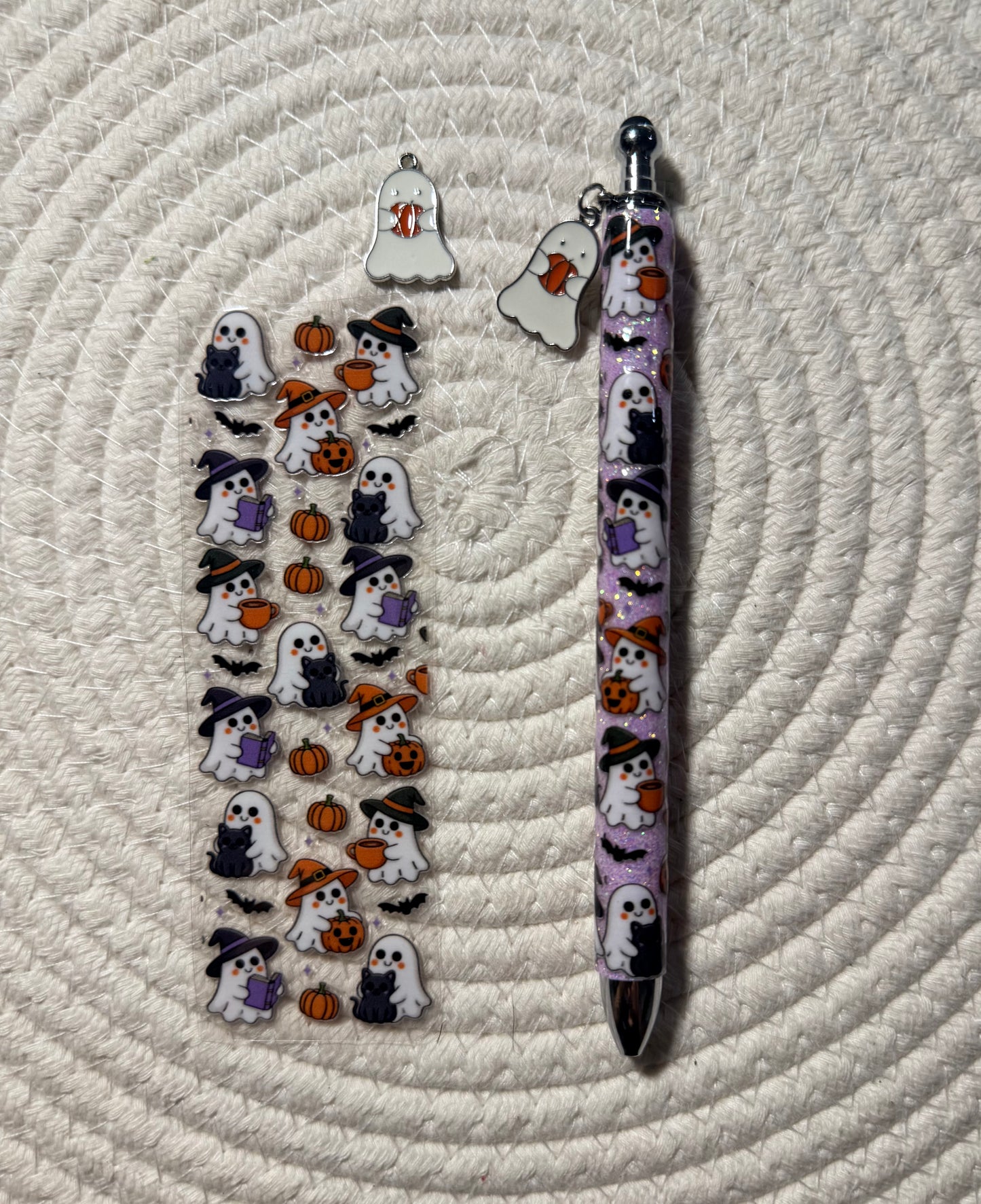 Spooky Ghouls ( resin pen)