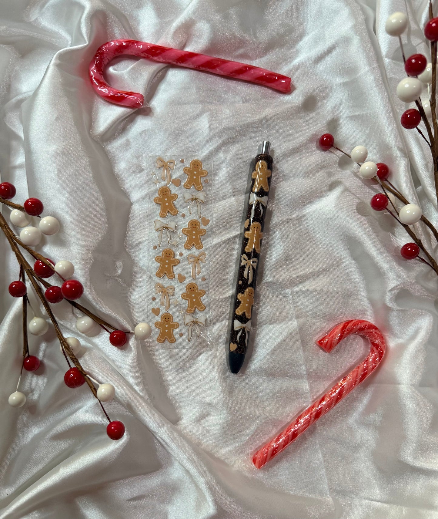 Ginger Coquette ( resin pen)