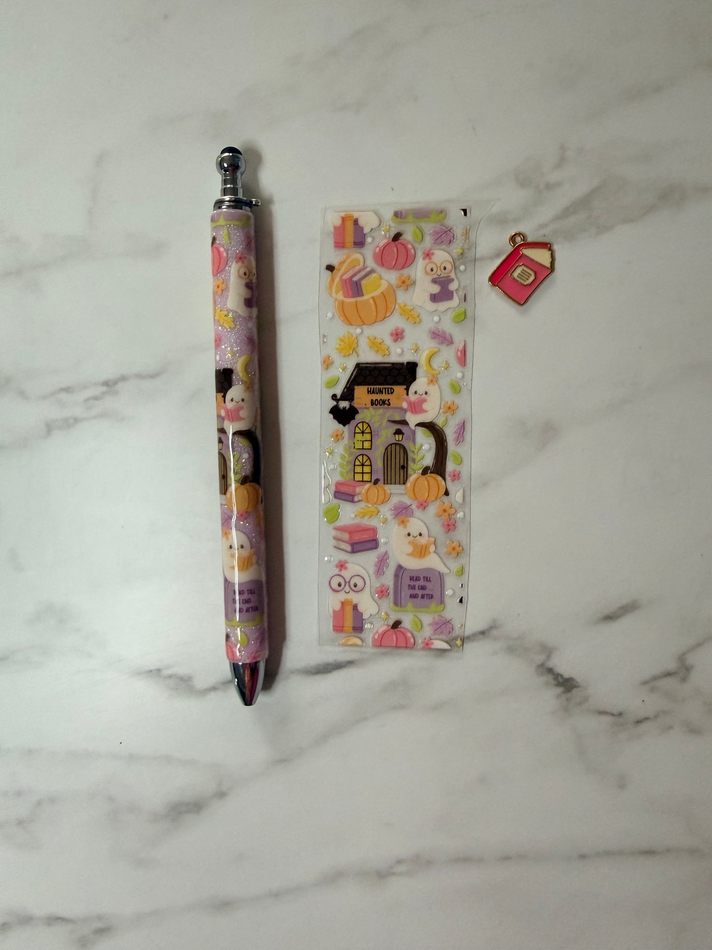 Haunted book Club ( resin pen)